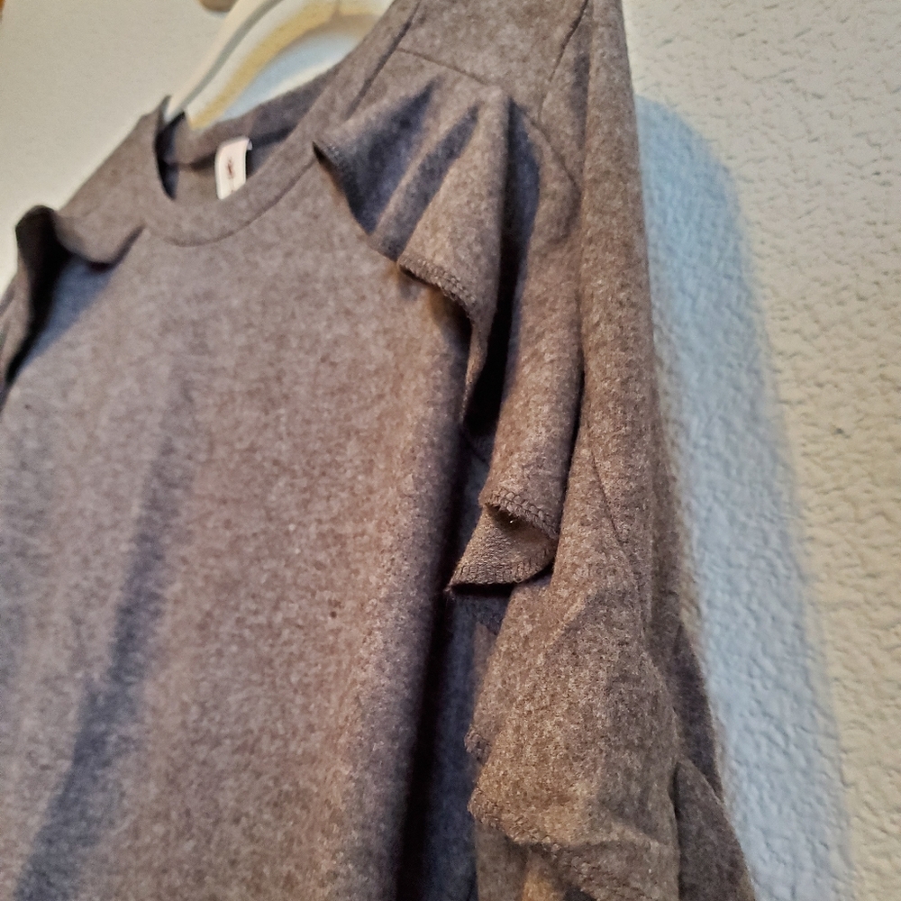 Sweater - Picture 3 of 5